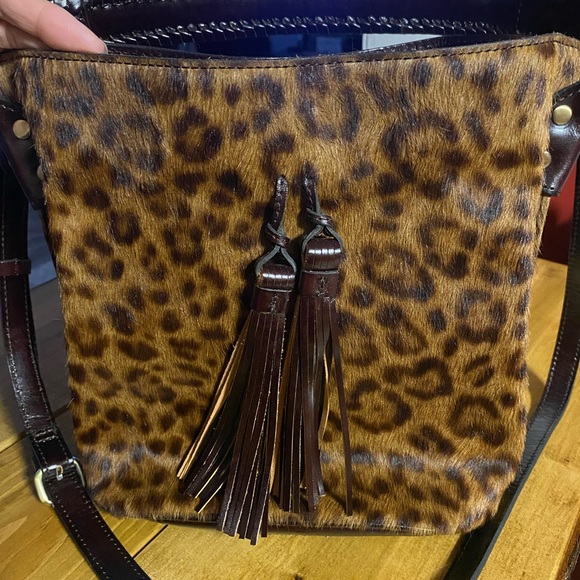 Patricia Nash Bags Patricia Nash Leopard Bucket Bag Poshmark